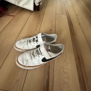 Nike Kids White Sneakers with Black Swoosh